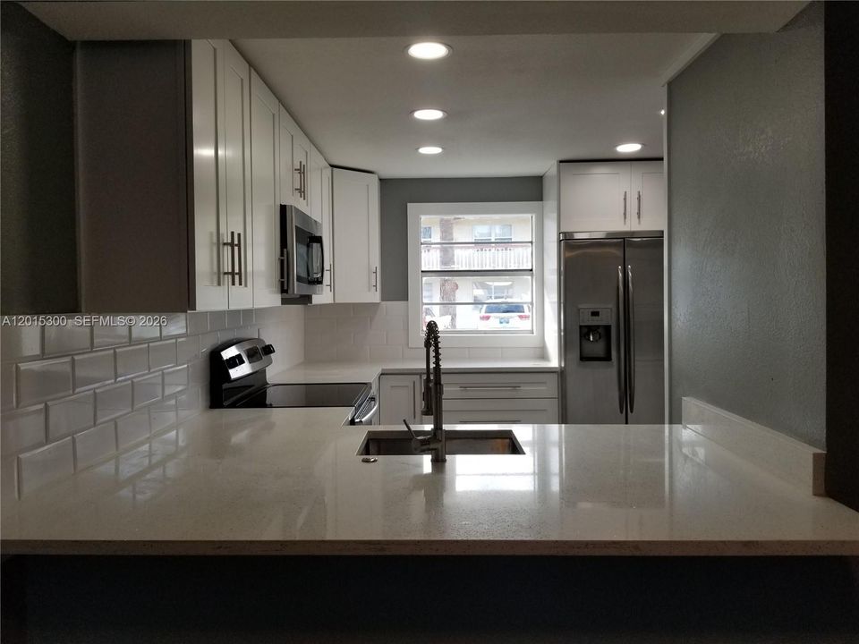 En Venta: $195,000 (2 camas, 2 baños, 1000 Pies cuadrados)