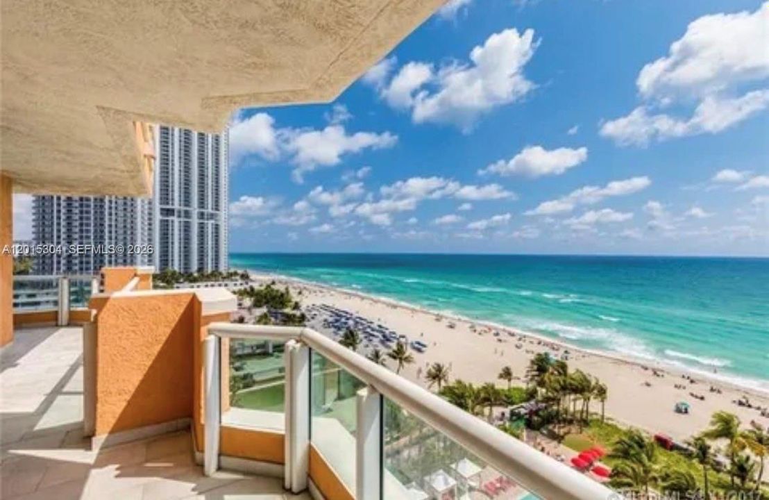For Sale: $4,995,000 (4 beds, 4 baths, 2736 Square Feet)