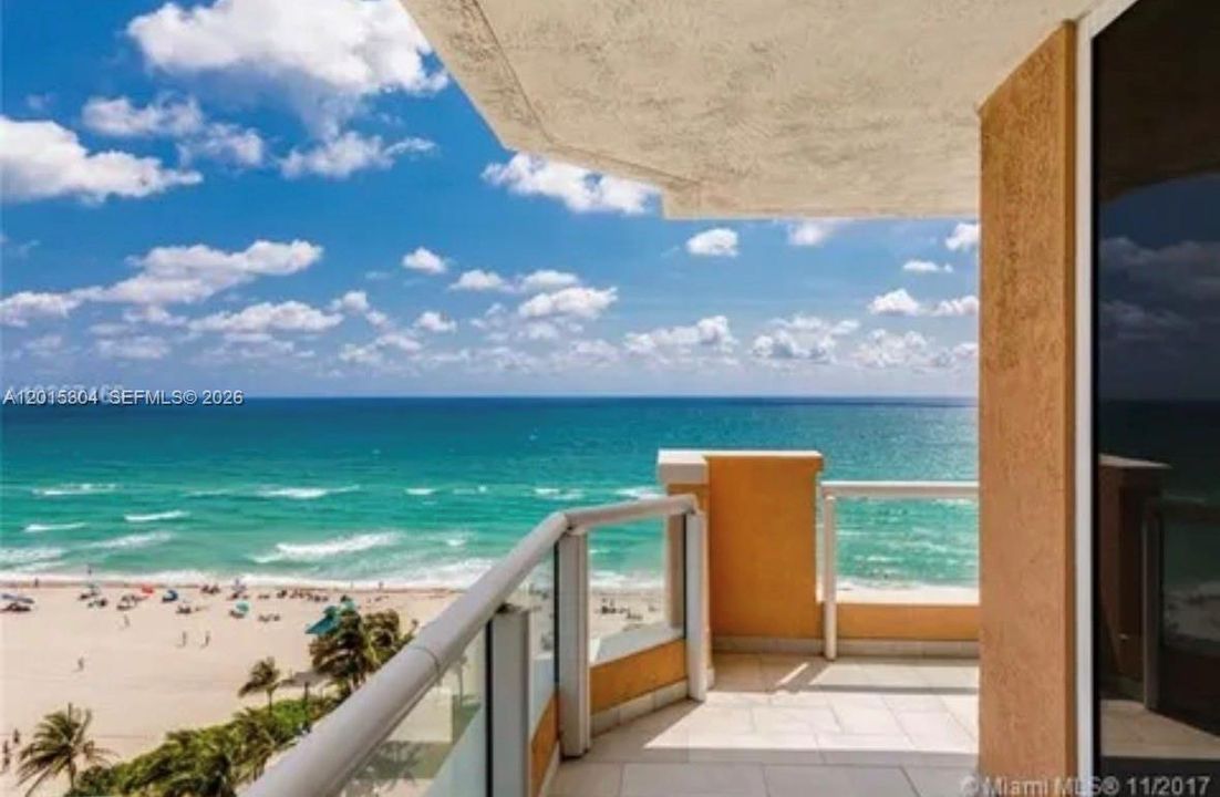 For Sale: $4,995,000 (4 beds, 4 baths, 2736 Square Feet)