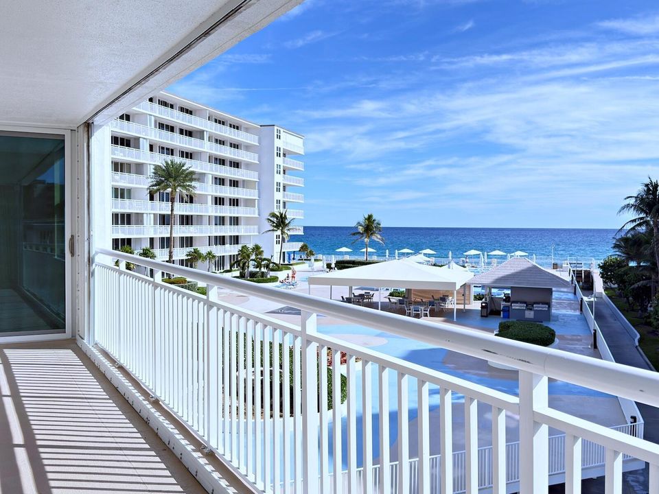 Balcony 4