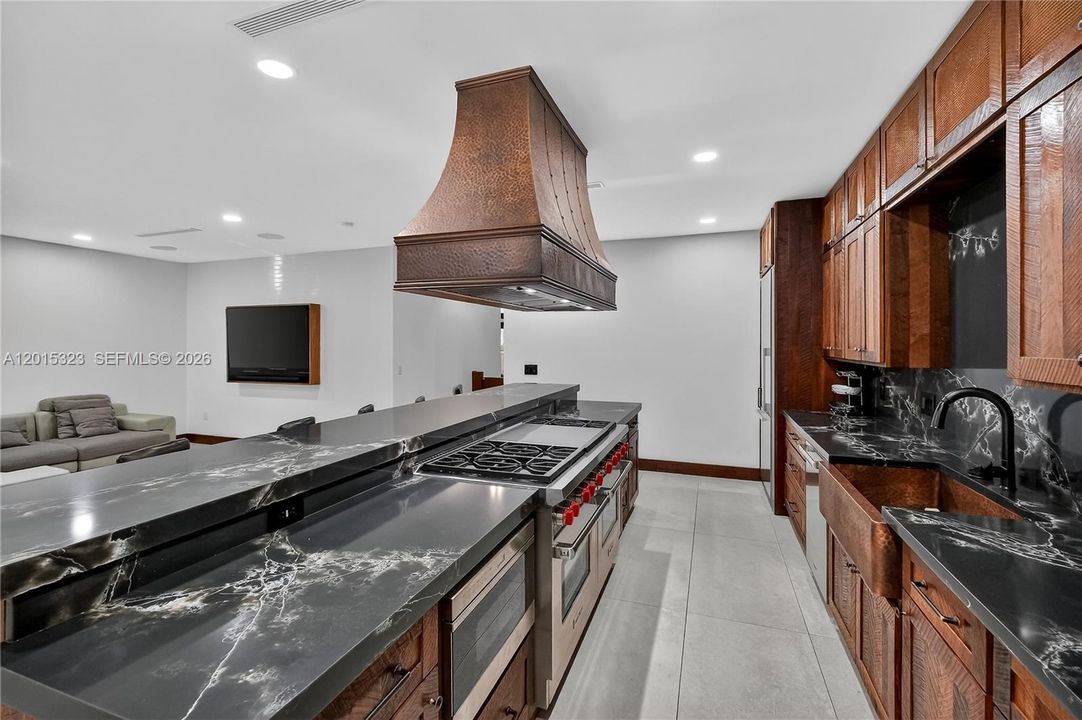 На продажу: $1,099,000 (3 спален, 2 ванн, 1499 Квадратных фут)