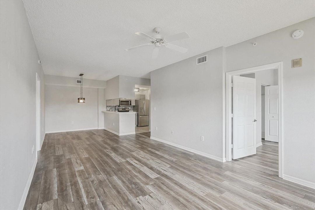 17-2813 Grande Parkway Unit 304-17