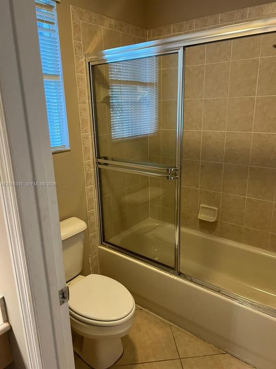 В аренду: $6,880 (5 спален, 4 ванн, 3041 Квадратных фут)