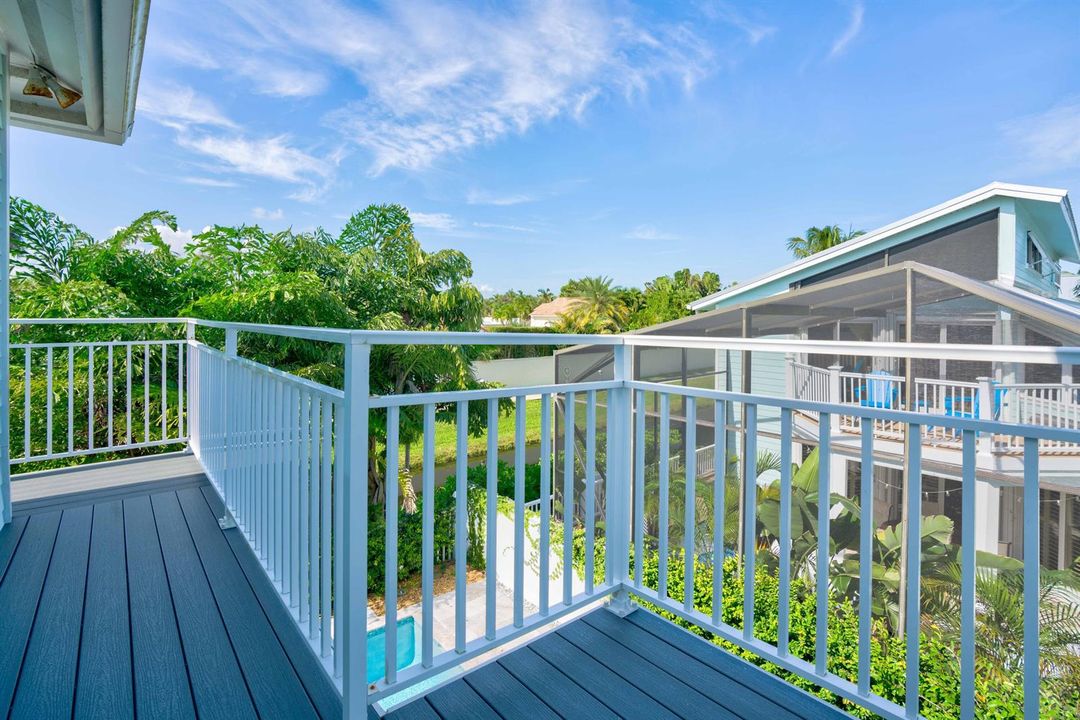2nd floor balcony from guest room