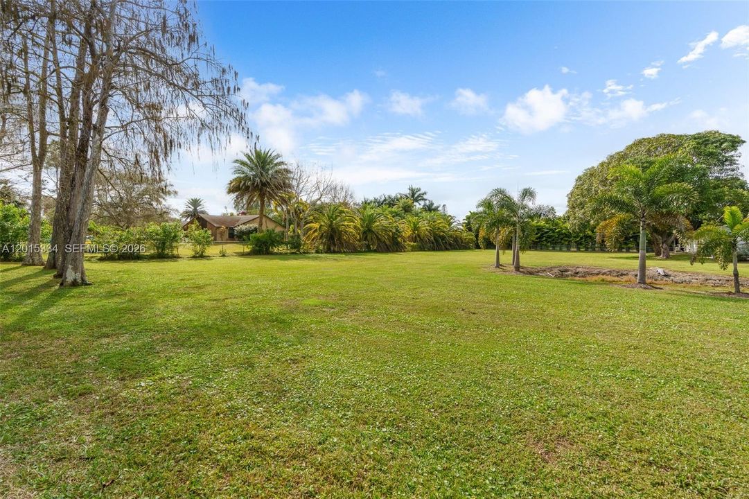 For Rent: $7,800 (4 beds, 3 baths, 3961 Square Feet)