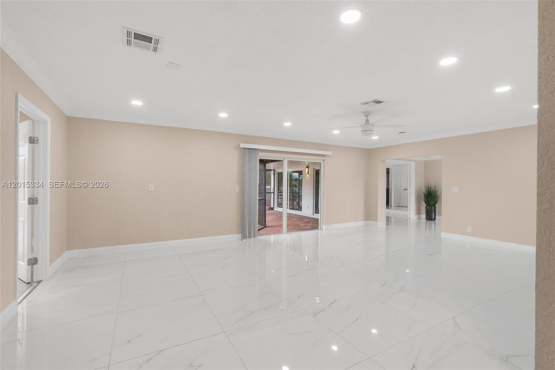 For Rent: $7,800 (4 beds, 3 baths, 3961 Square Feet)