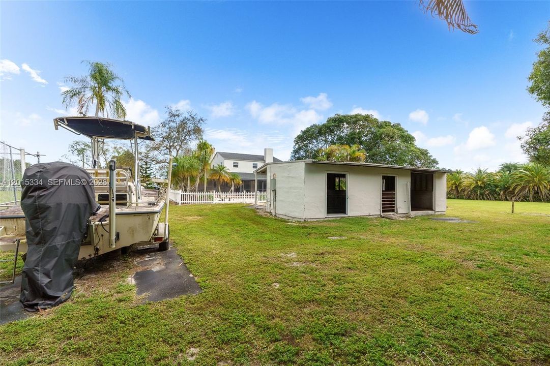 For Rent: $7,800 (4 beds, 3 baths, 3961 Square Feet)