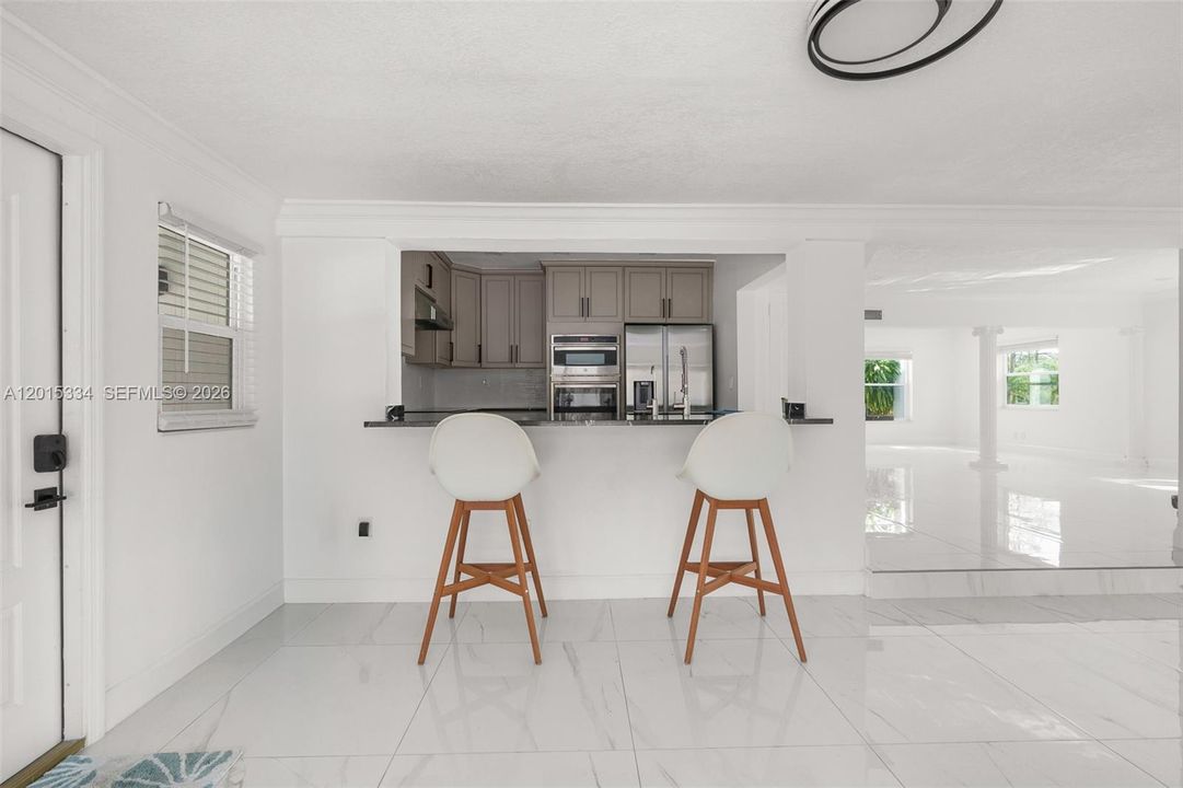 For Rent: $7,800 (4 beds, 3 baths, 3961 Square Feet)