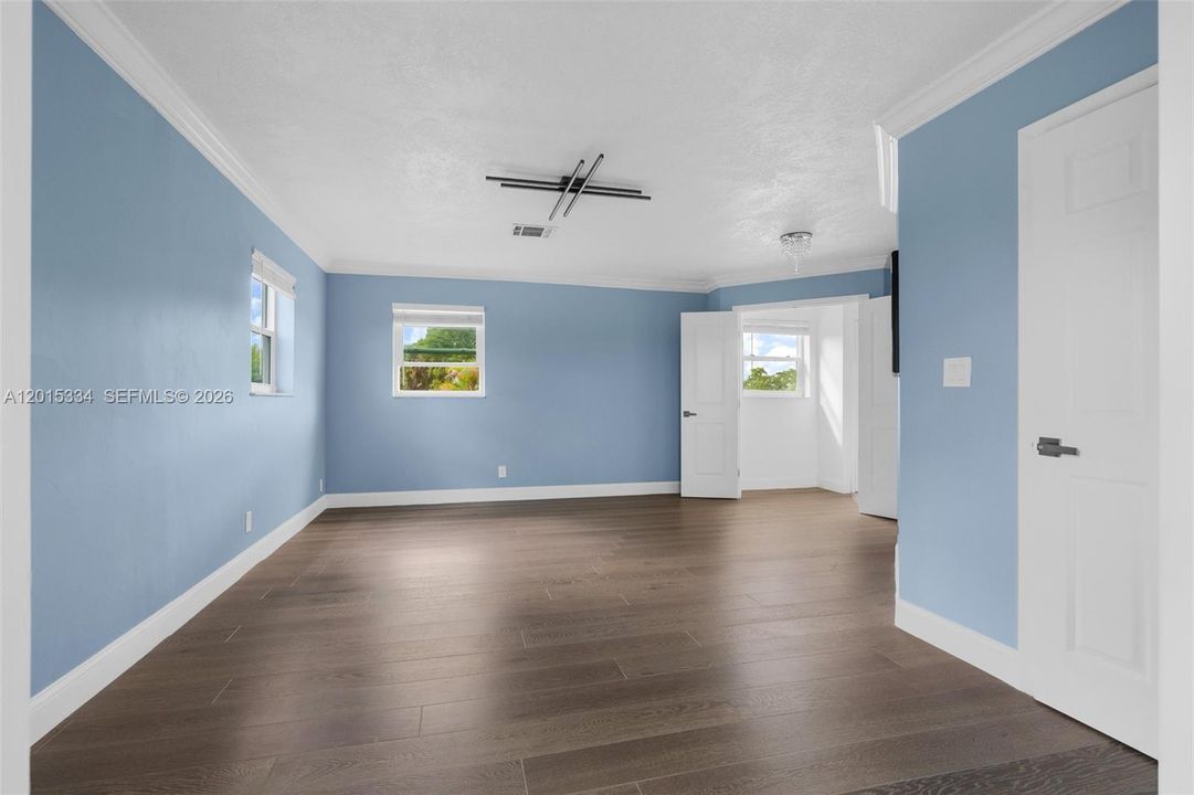 For Rent: $7,800 (4 beds, 3 baths, 3961 Square Feet)