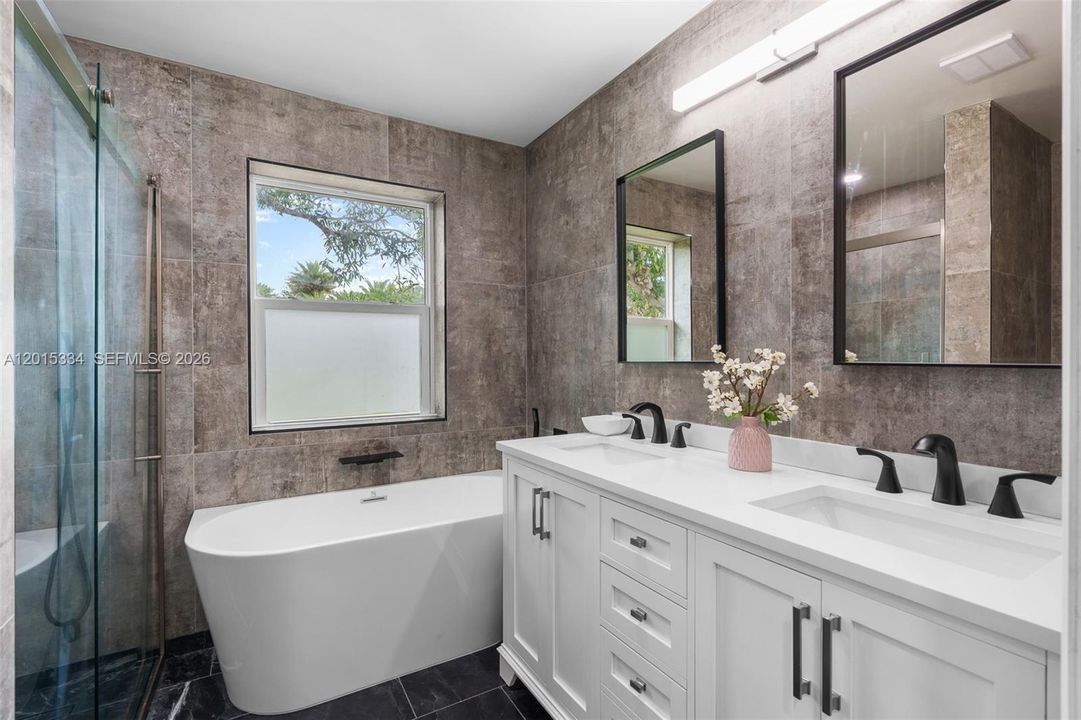 For Rent: $7,800 (4 beds, 3 baths, 3961 Square Feet)