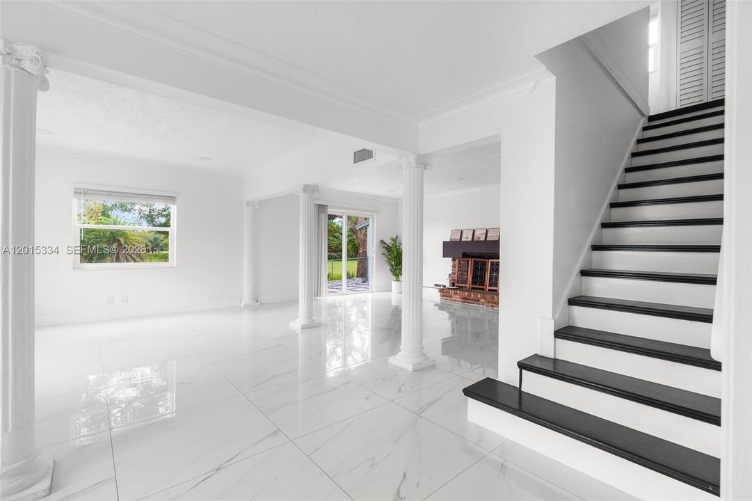 For Rent: $7,800 (4 beds, 3 baths, 3961 Square Feet)
