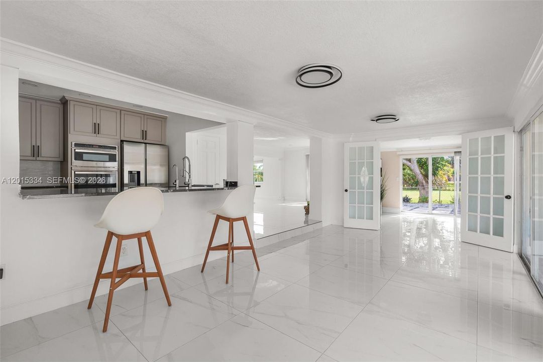 For Rent: $7,800 (4 beds, 3 baths, 3961 Square Feet)