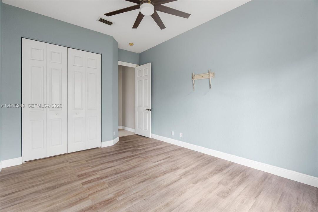 В аренду: $5,800 (5 спален, 3 ванн, 2670 Квадратных фут)