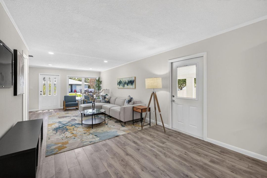 Main House Living