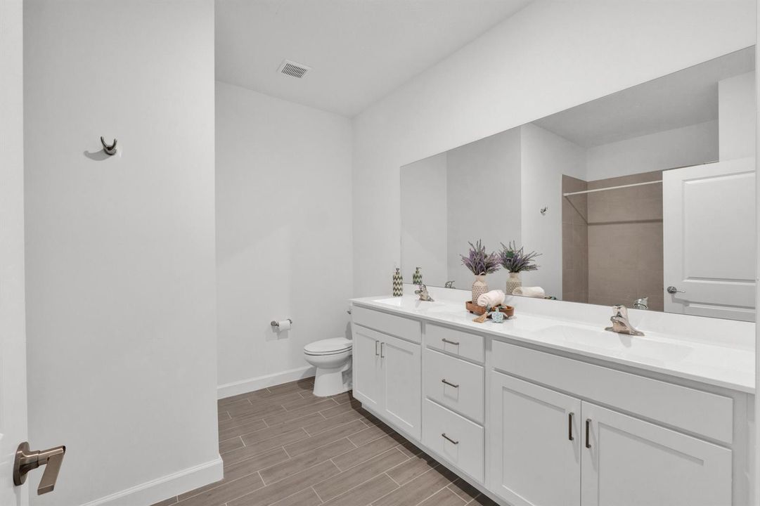 4969 Navali Dr-5