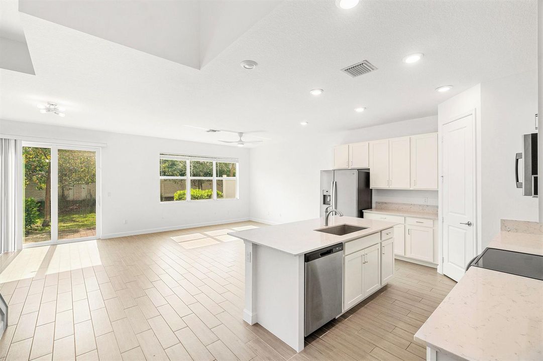 006-4969NavaliDrive-Wellington-FL-33467-