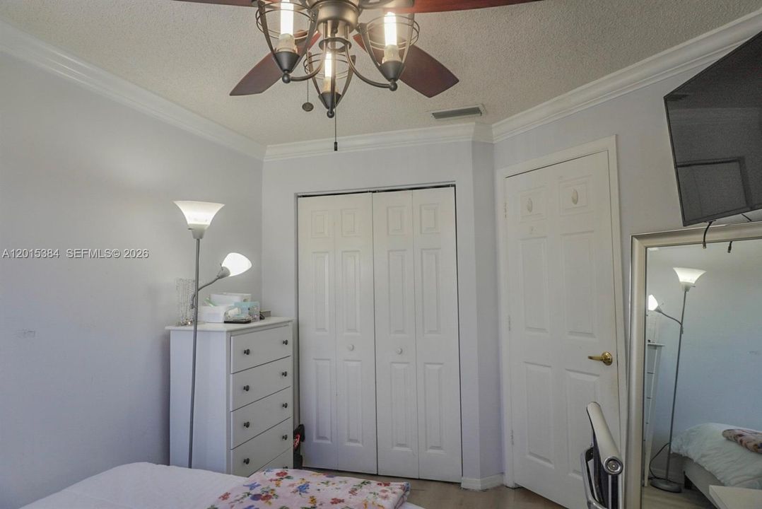 For Sale: $575,000 (4 beds, 2 baths, 1975 Square Feet)
