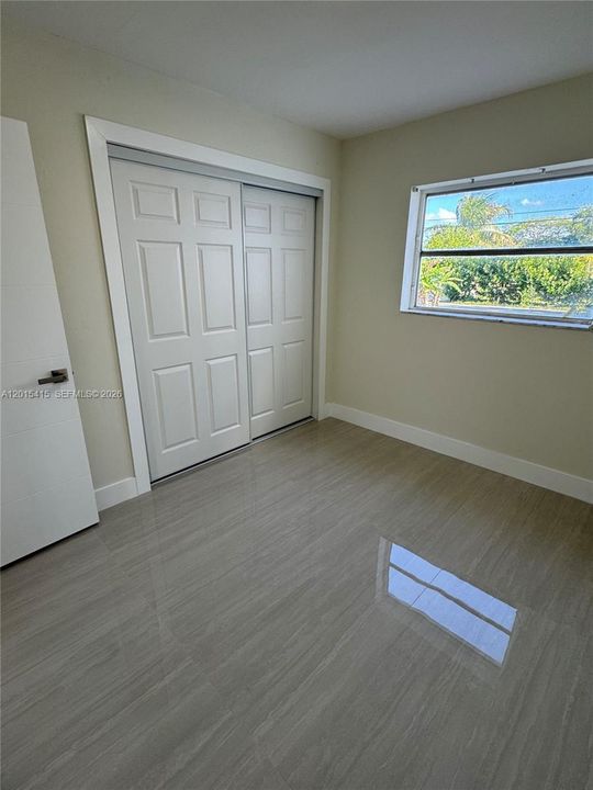 Activo con contrato: $3,850 (4 camas, 2 baños, 1858 Pies cuadrados)