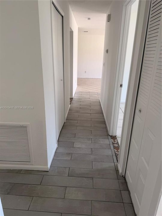 For Sale: $268,500 (3 beds, 2 baths, 1320 Square Feet)