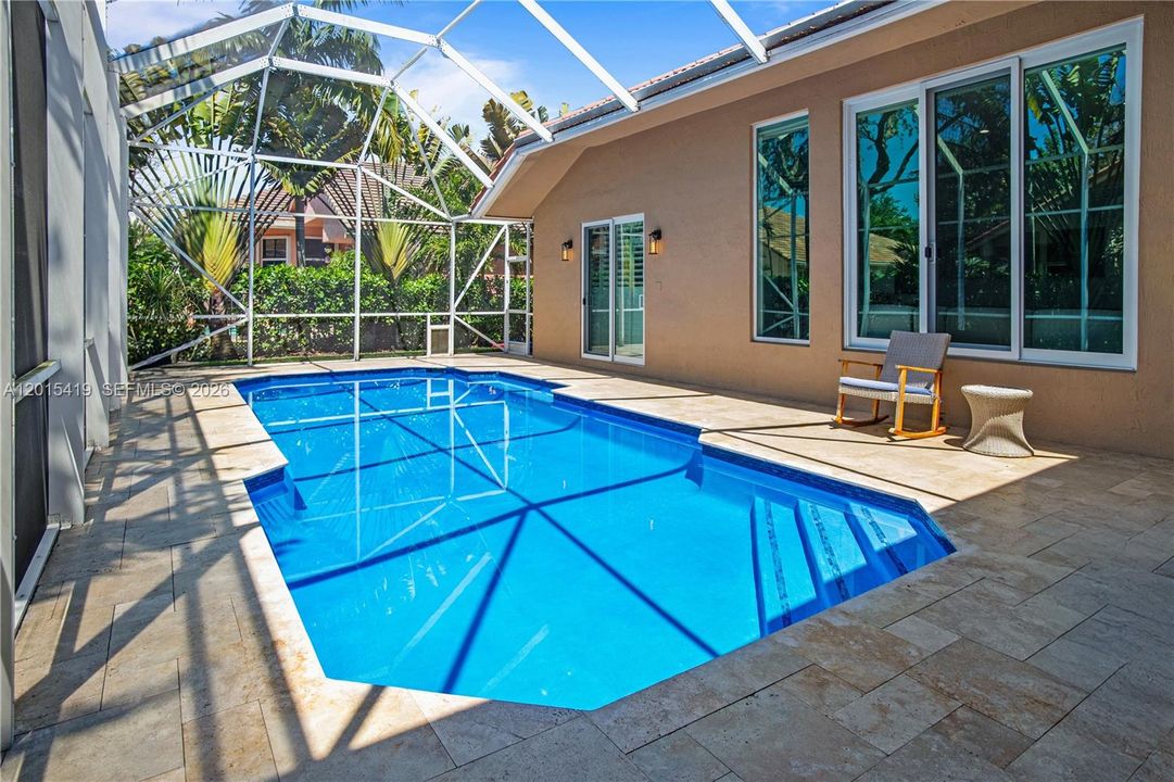 Activo con contrato: $1,249,000 (4 camas, 3 baños, 2479 Pies cuadrados)
