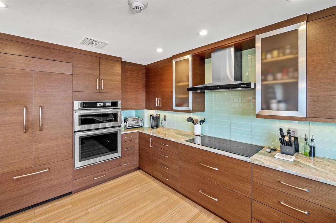 Induction Range - Oven - Microwave too