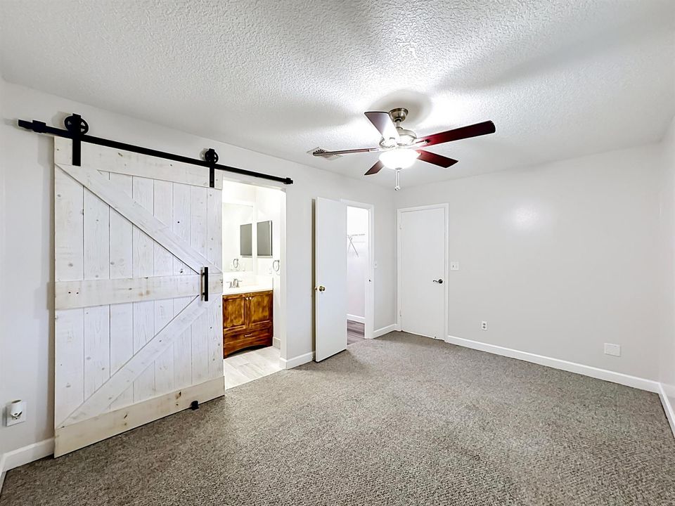 5807 Balsam Drive-64