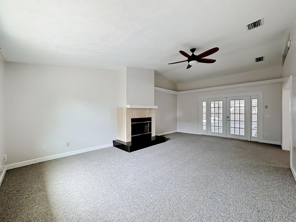 5807 Balsam Drive-51