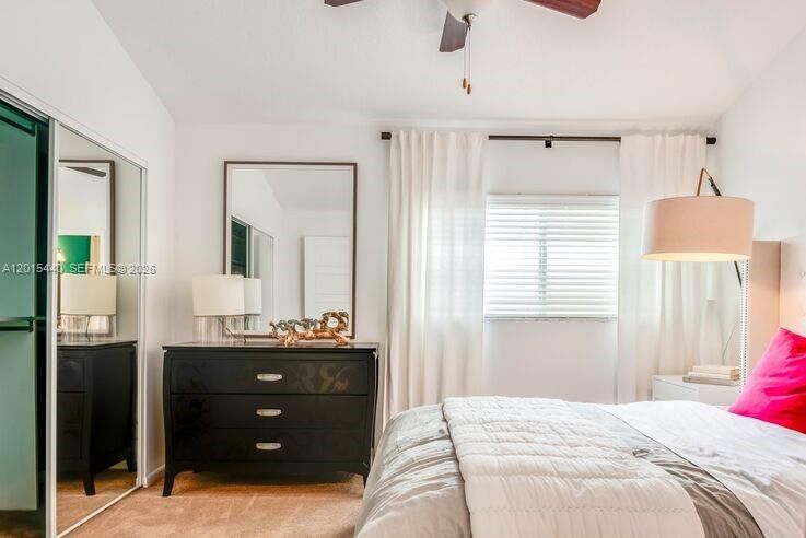 For Rent: $2,917 (2 beds, 2 baths, 1113 Square Feet)