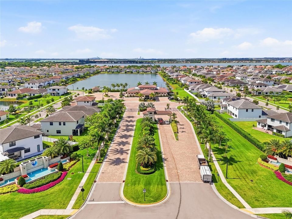 На продажу: $1,099,999 (4 спален, 3 ванн, 2274 Квадратных фут)