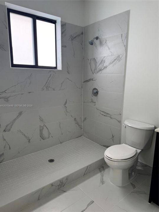 Recently Sold: $365,500 (3 beds, 2 baths, 1558 Square Feet)