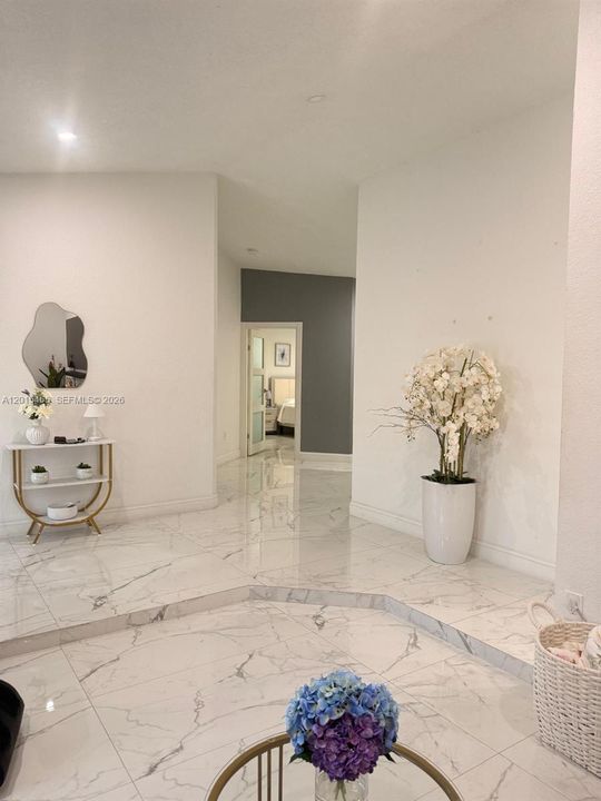 En Venta: $750,000 (3 camas, 2 baños, 1831 Pies cuadrados)