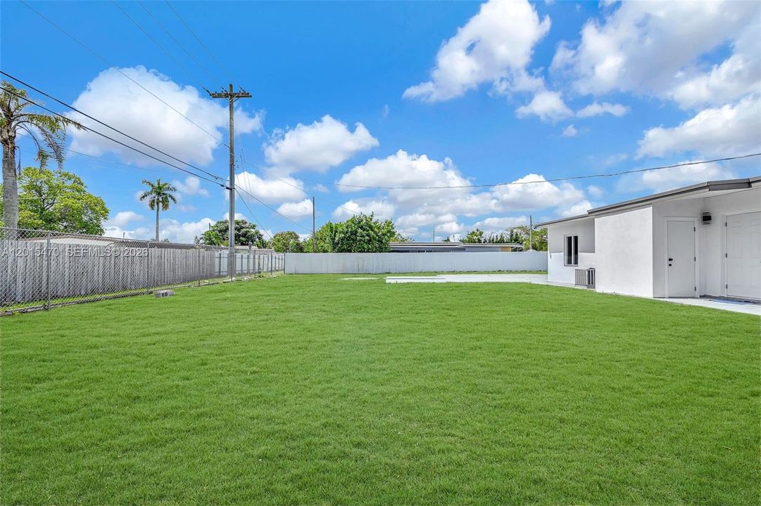 En Venta: $459,000 (3 camas, 1 baños, 864 Pies cuadrados)