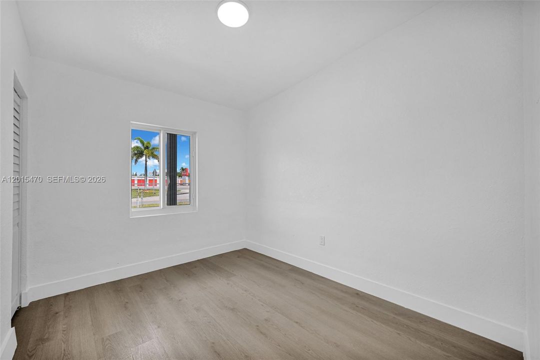 En Venta: $459,000 (3 camas, 1 baños, 864 Pies cuadrados)