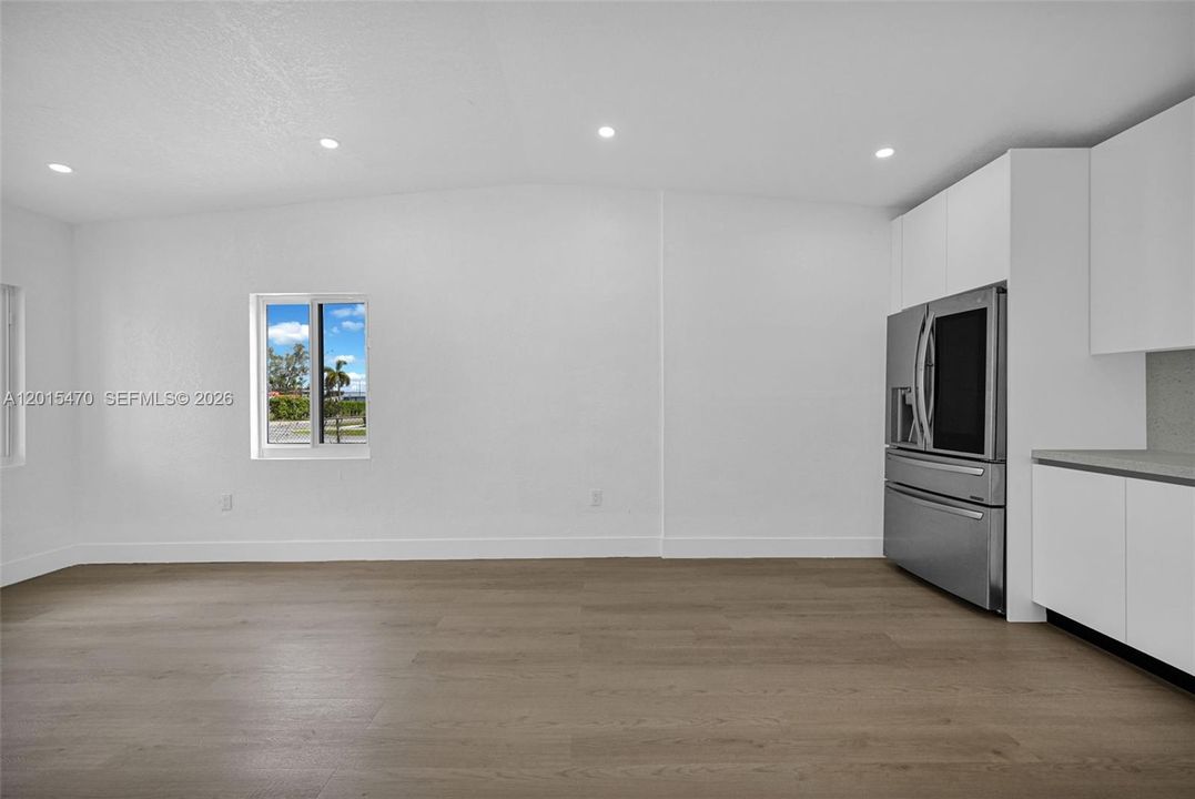 En Venta: $459,000 (3 camas, 1 baños, 864 Pies cuadrados)
