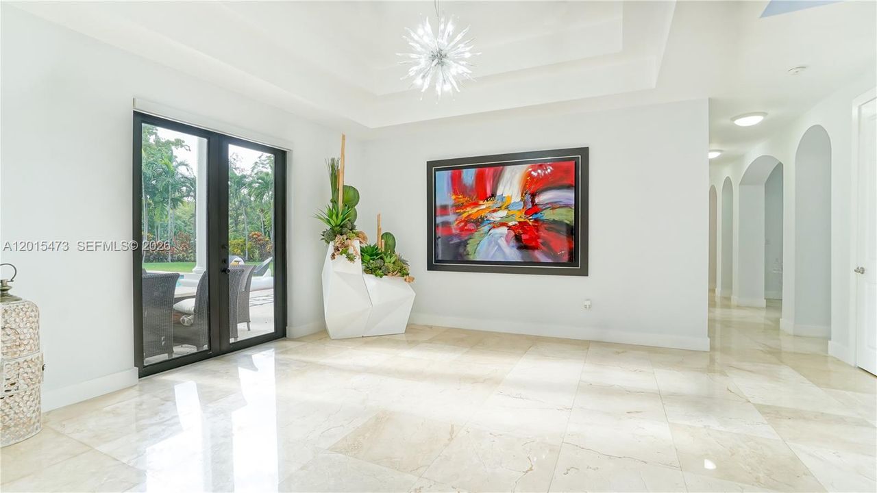 For Rent: $22,000 (5 beds, 5 baths, 4696 Square Feet)