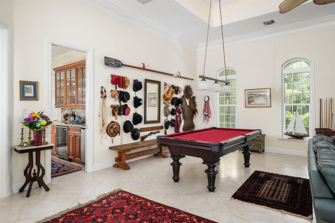 9-web-or-mls-1031 River Trail-9