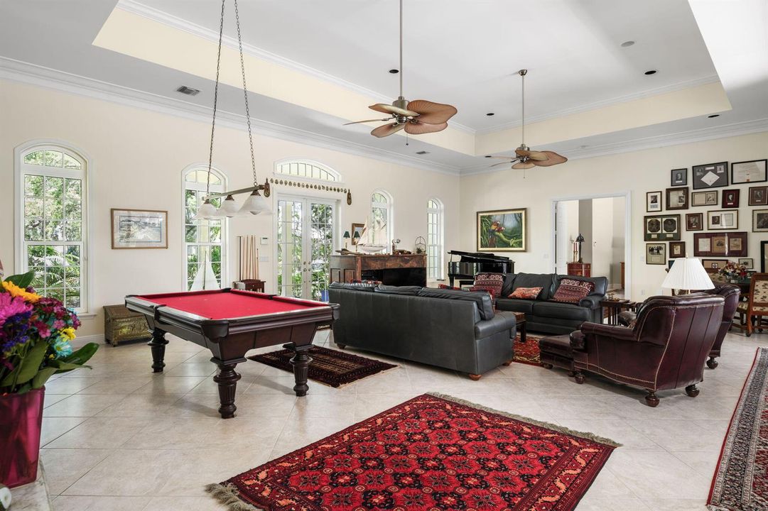 7-web-or-mls-1031 River Trail-7