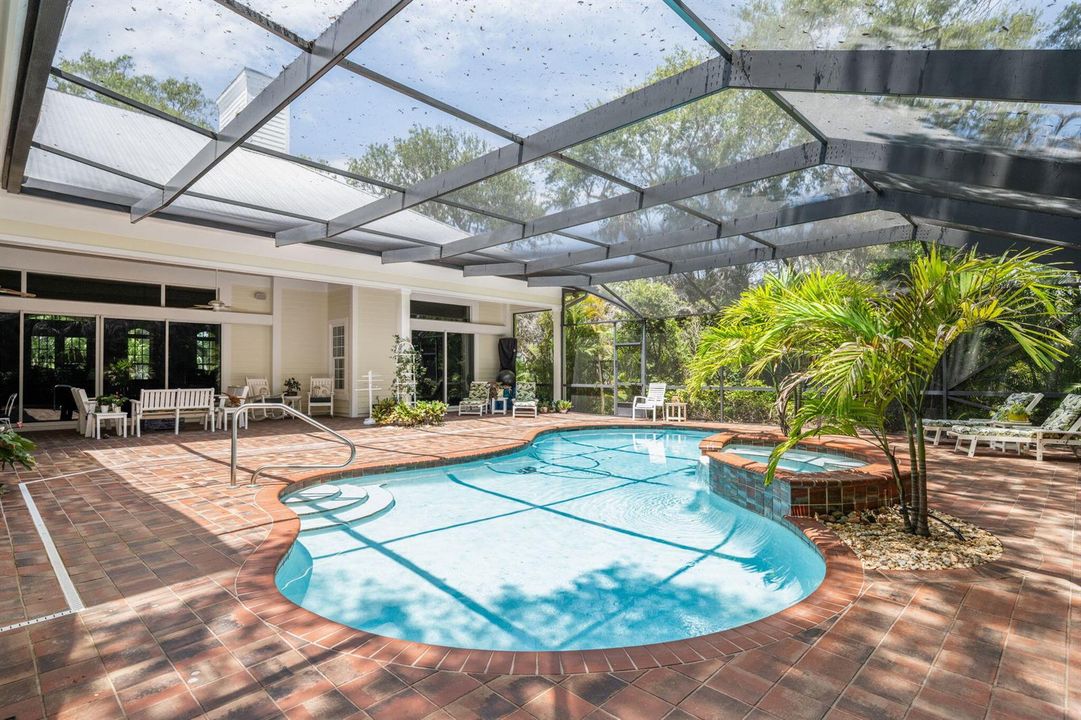 42-web-or-mls-1031 River Trail-42