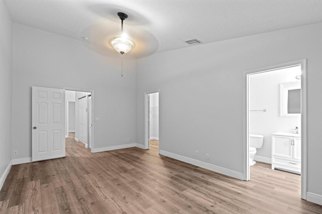 9736 PORTA LEONA LN