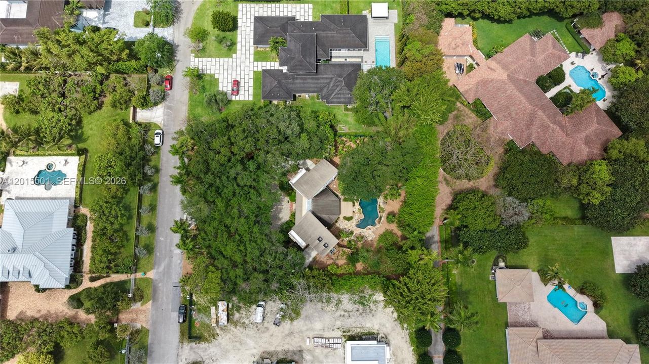 Activo con contrato: $1,895,000 (3 camas, 2 baños, 2691 Pies cuadrados)