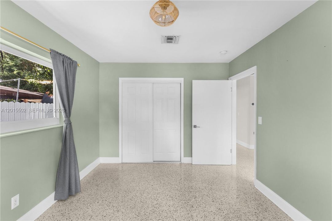 For Rent: $5,000 (3 beds, 2 baths, 2046 Square Feet)
