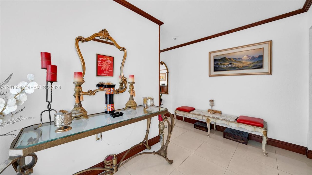 En Venta: $1,250,000 (4 camas, 2 baños, 2097 Pies cuadrados)
