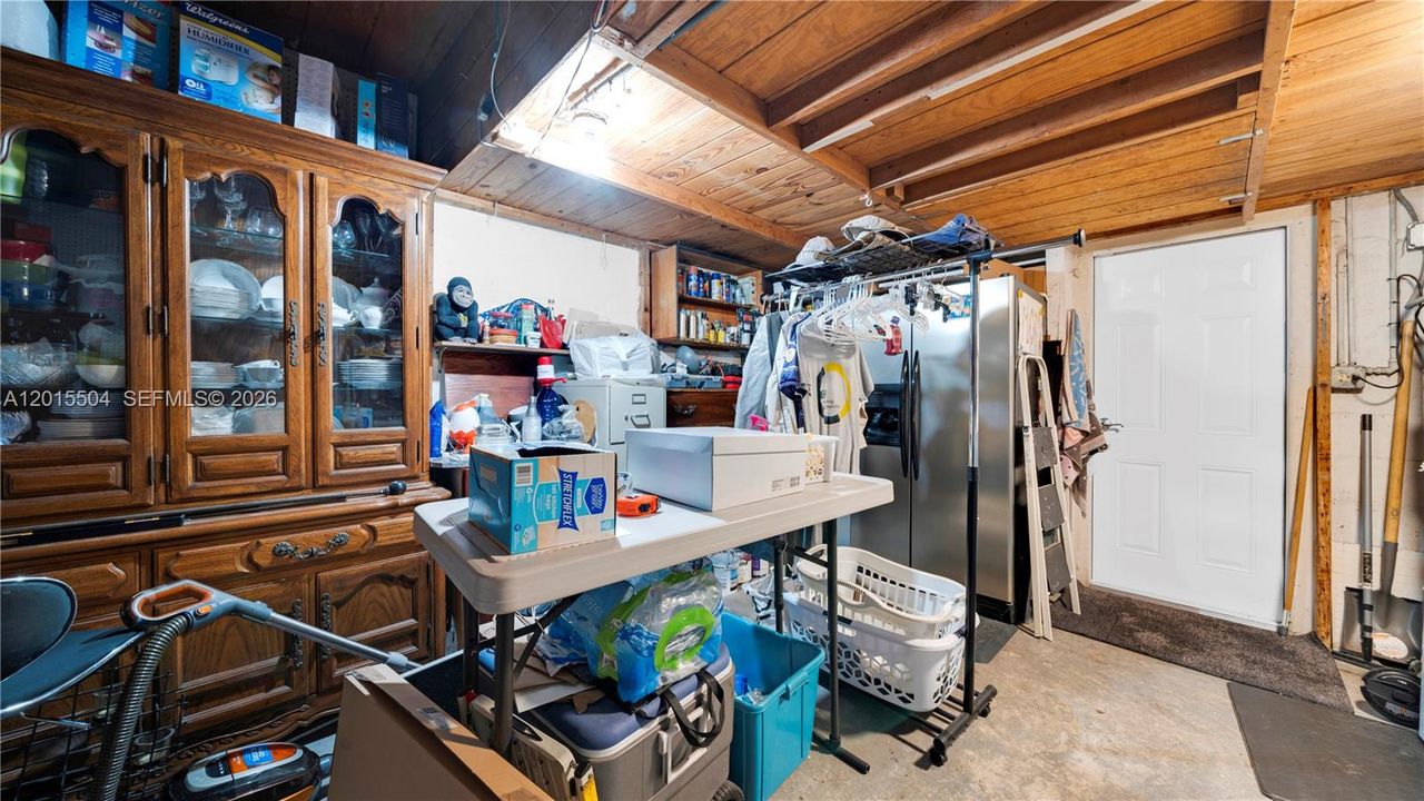 En Venta: $1,250,000 (4 camas, 2 baños, 2097 Pies cuadrados)