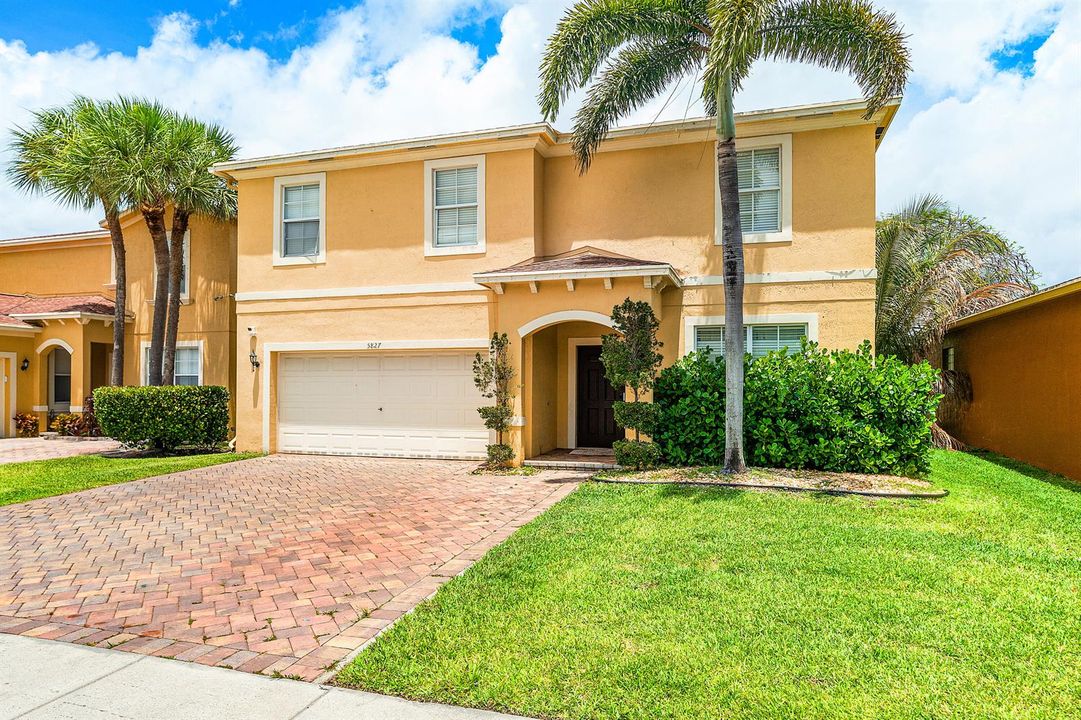 002-5827GypsumPlace-WestPalmBeach-FL-334