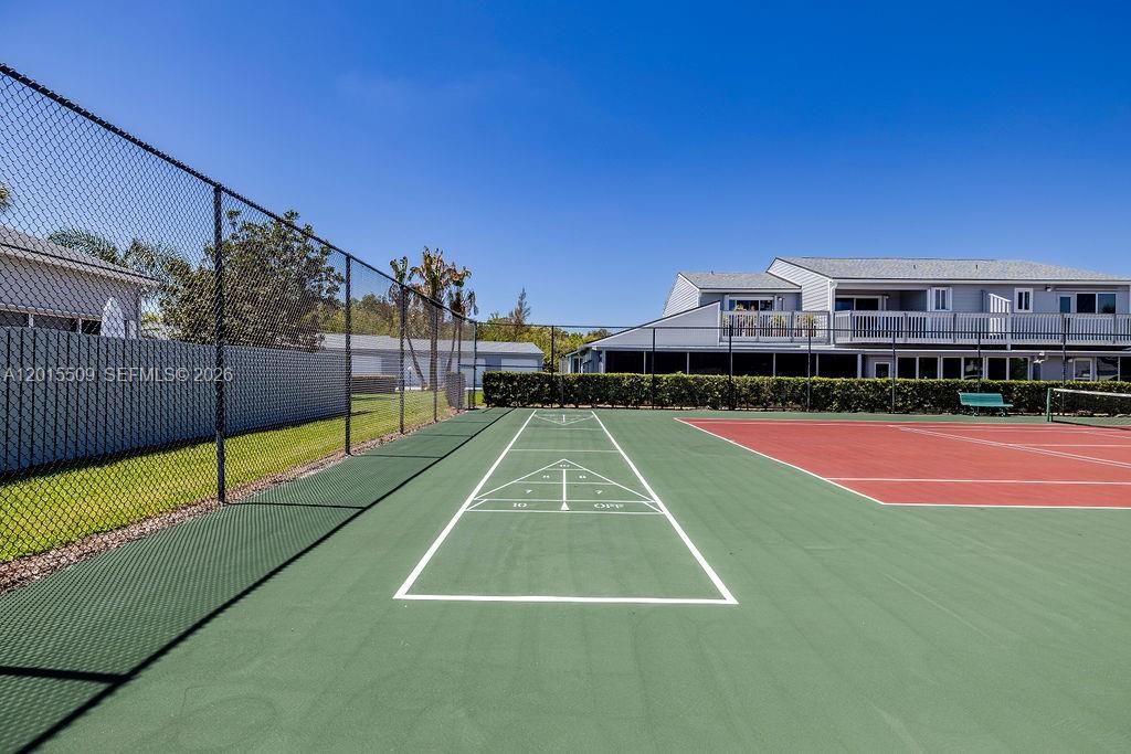 For Rent: $2,500 (2 beds, 2 baths, 1520 Square Feet)