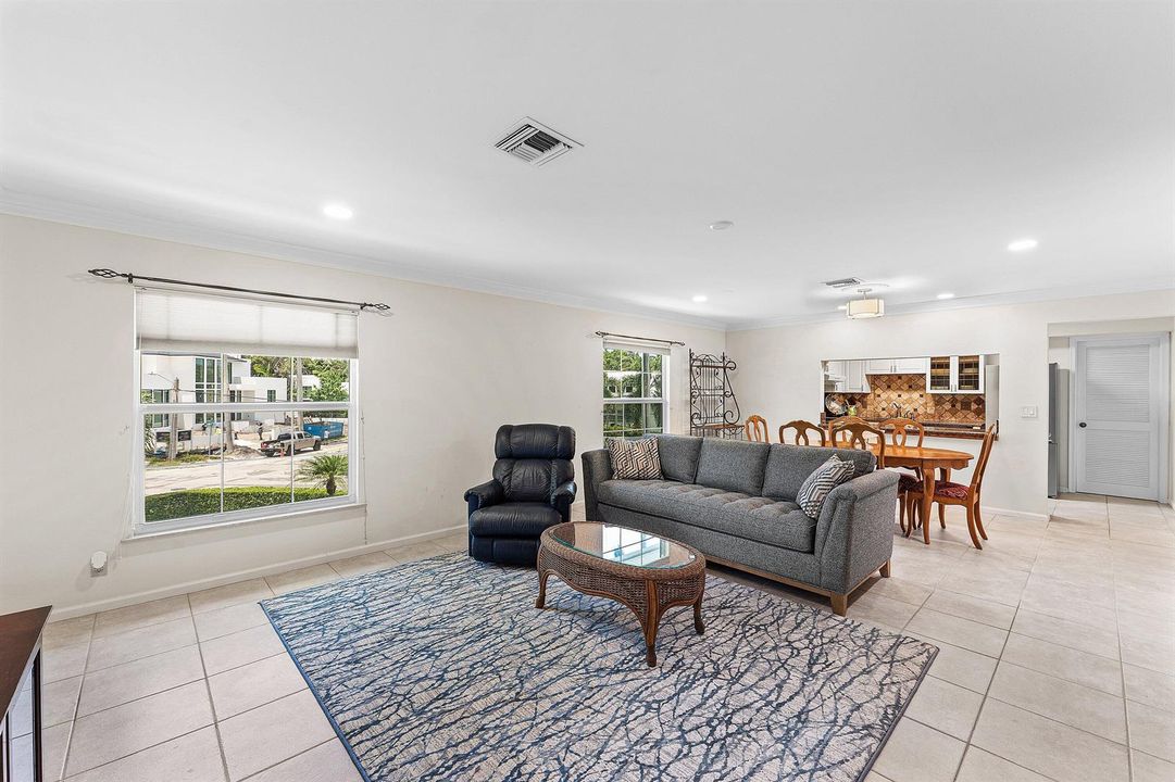 010-99SeabreezeAvenue-2-DelrayBeach-FL-3
