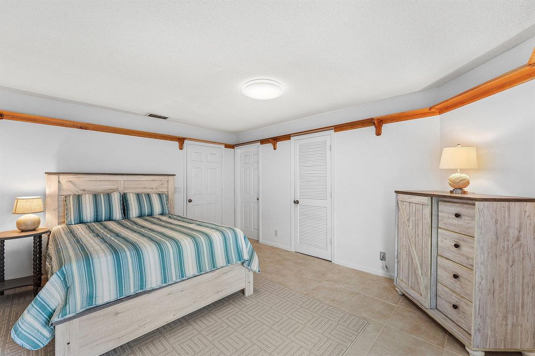 014-99SeabreezeAvenue-2-DelrayBeach-FL-3