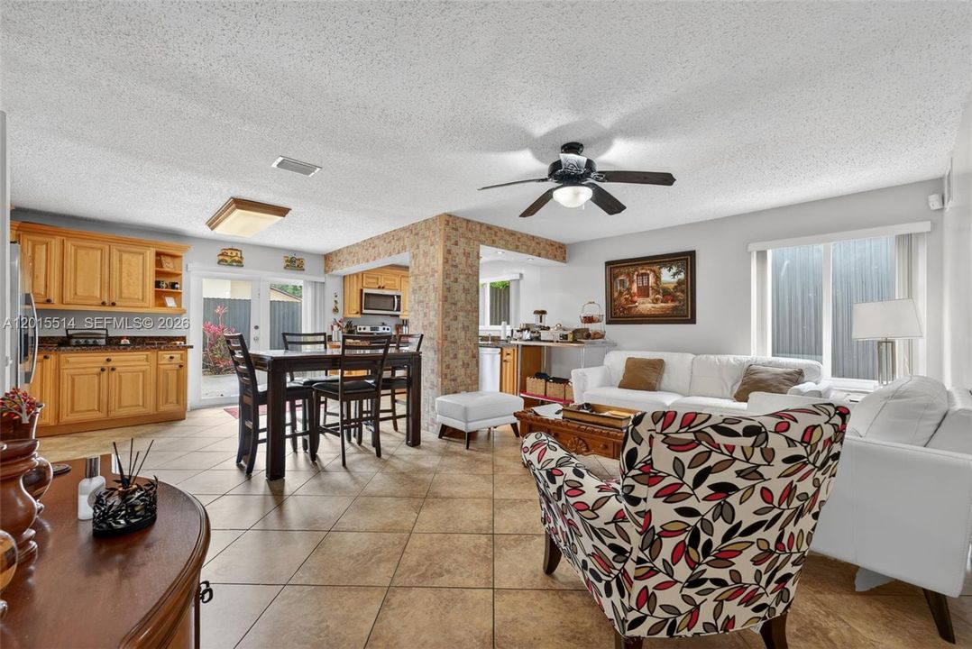 For Sale: $849,999 (5 beds, 5 baths, 3122 Square Feet)