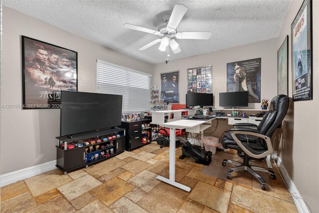 For Sale: $849,999 (5 beds, 5 baths, 3122 Square Feet)