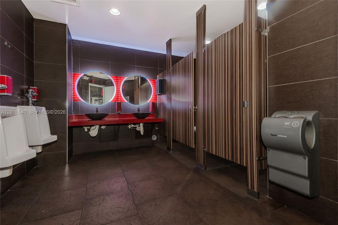 В аренду: $26,600 (0 спален, 0 ванн, 0 Квадратных фут)